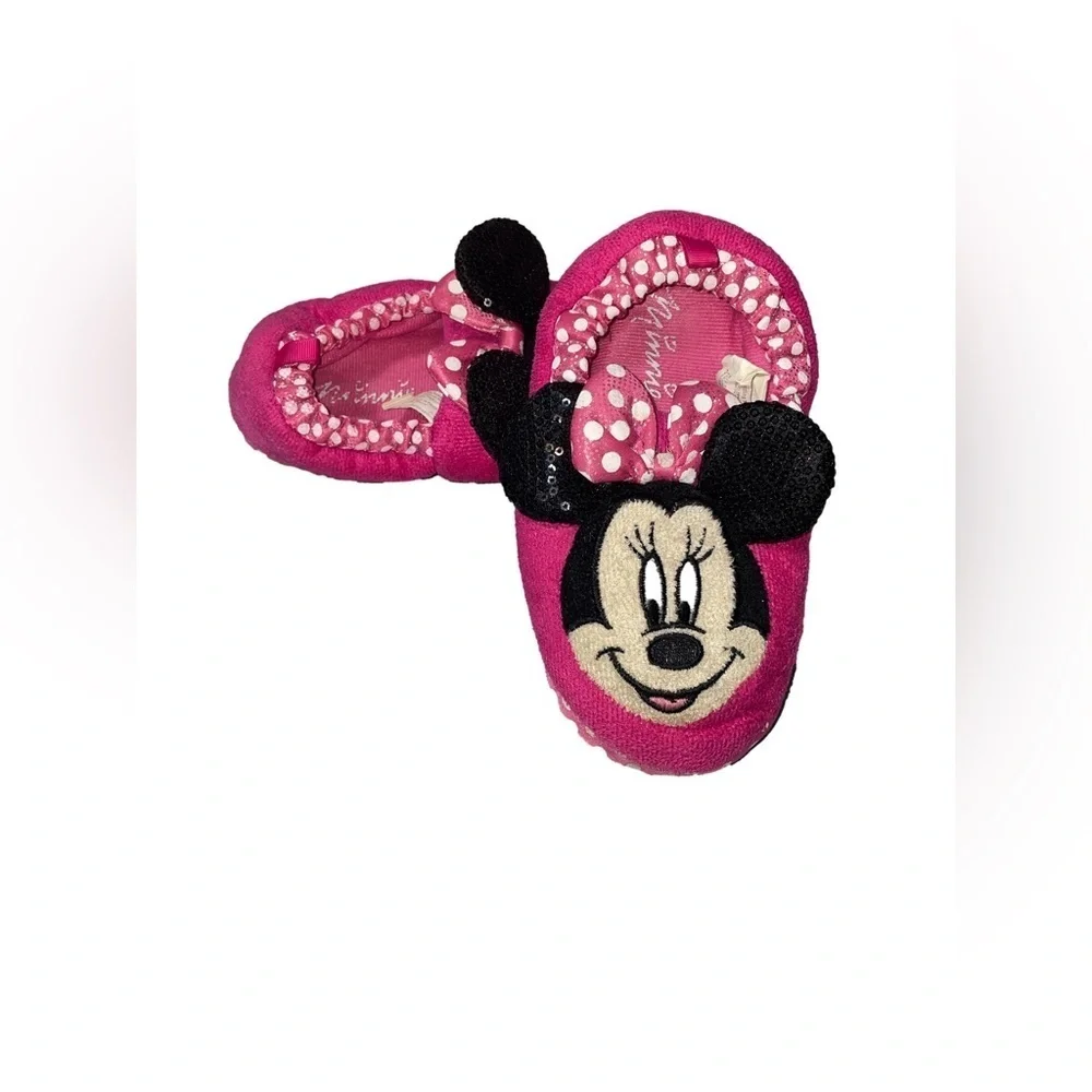Adorable Pre-Loved EUC Disney Junior Minnie Mouse Girls Slipper Size (13-14)